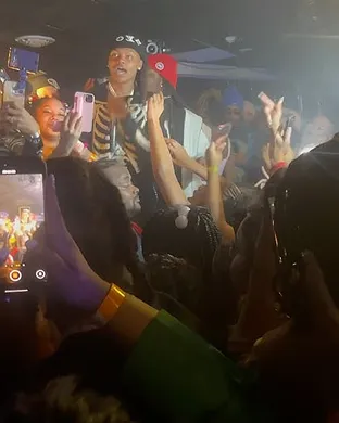 Babyfxce E Mesa