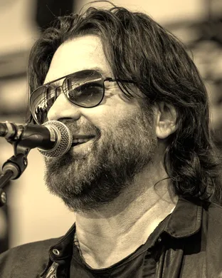 Bob Schneider Phoenix