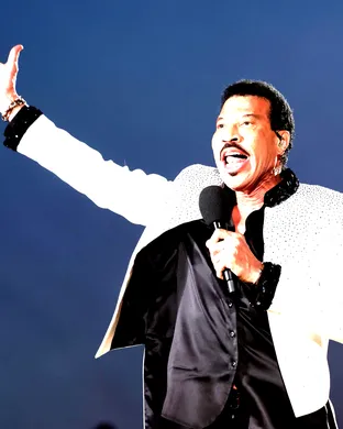 Lionel Richie & Earth, Wind and Fire