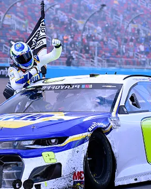 NASCAR Cup Series: Freeway Insurance 500