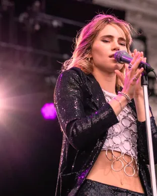 Suki Waterhouse Phoenix